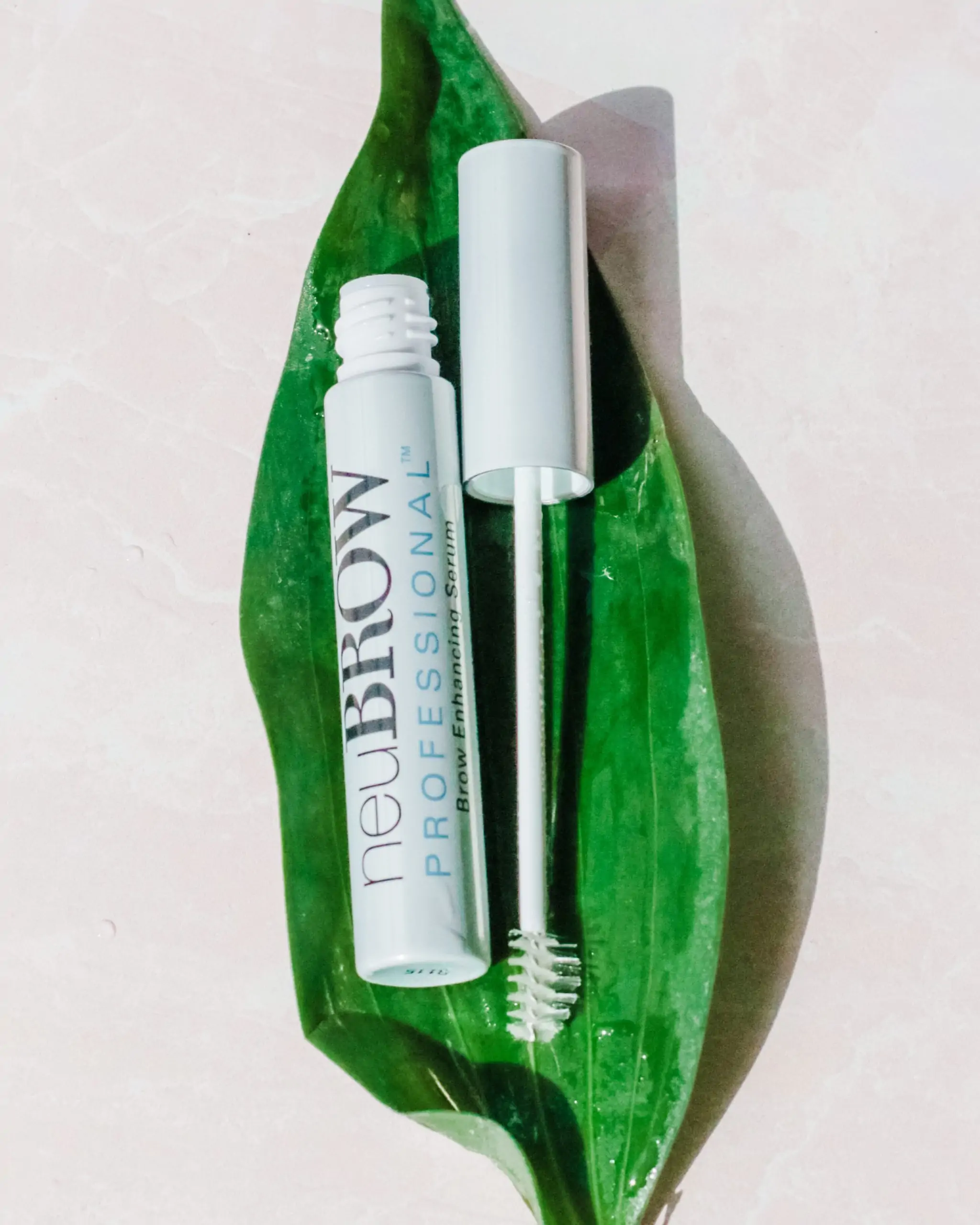 Product NEUBROW PROFESSIONAL Photo 3 - NEUBROW PROFESSIONAL